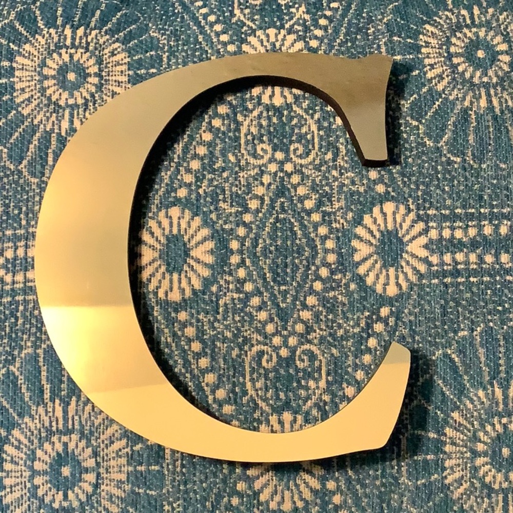 Meet your Posher, Carmelita